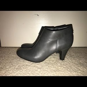 Naturalizer booties